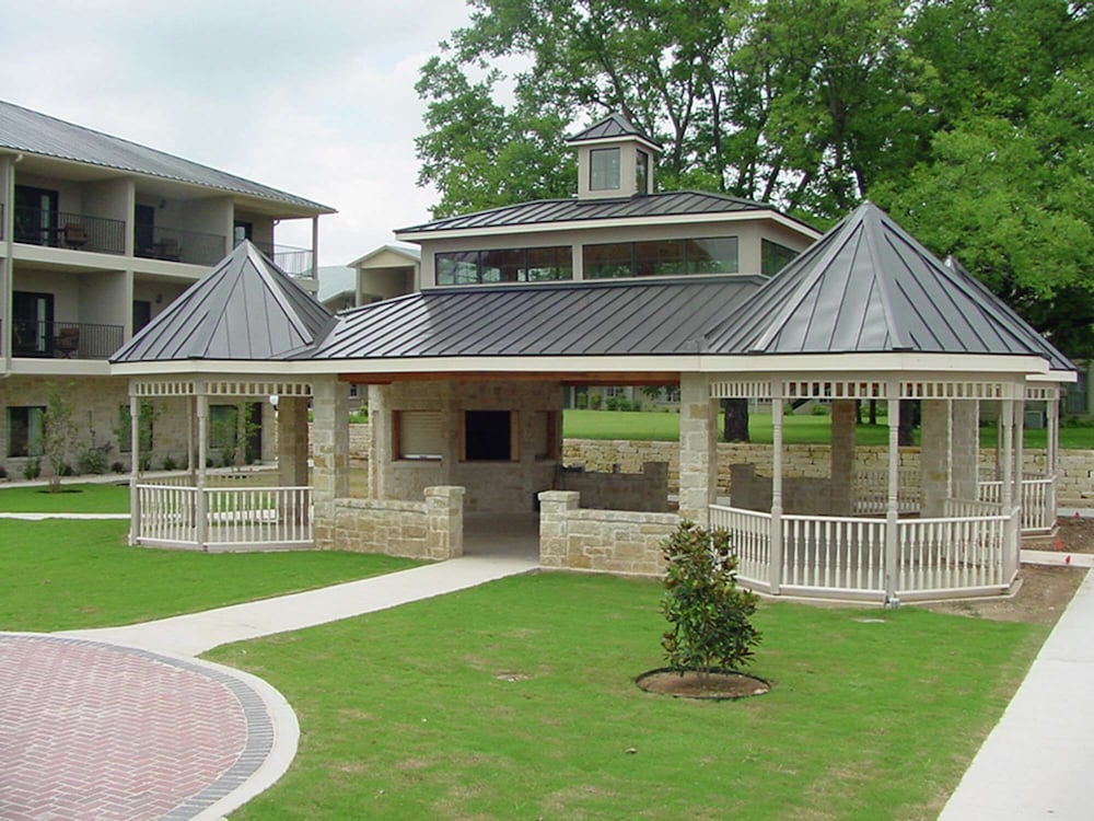 Hampton Inn & Suites Fredericksburg - photo 26