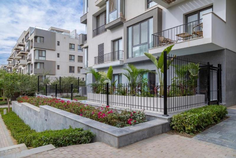 Rivera 2bedroom With Garden Eastown Near Ednc Mall — 4-Star Luxury Hotel in Cairo, Egypt