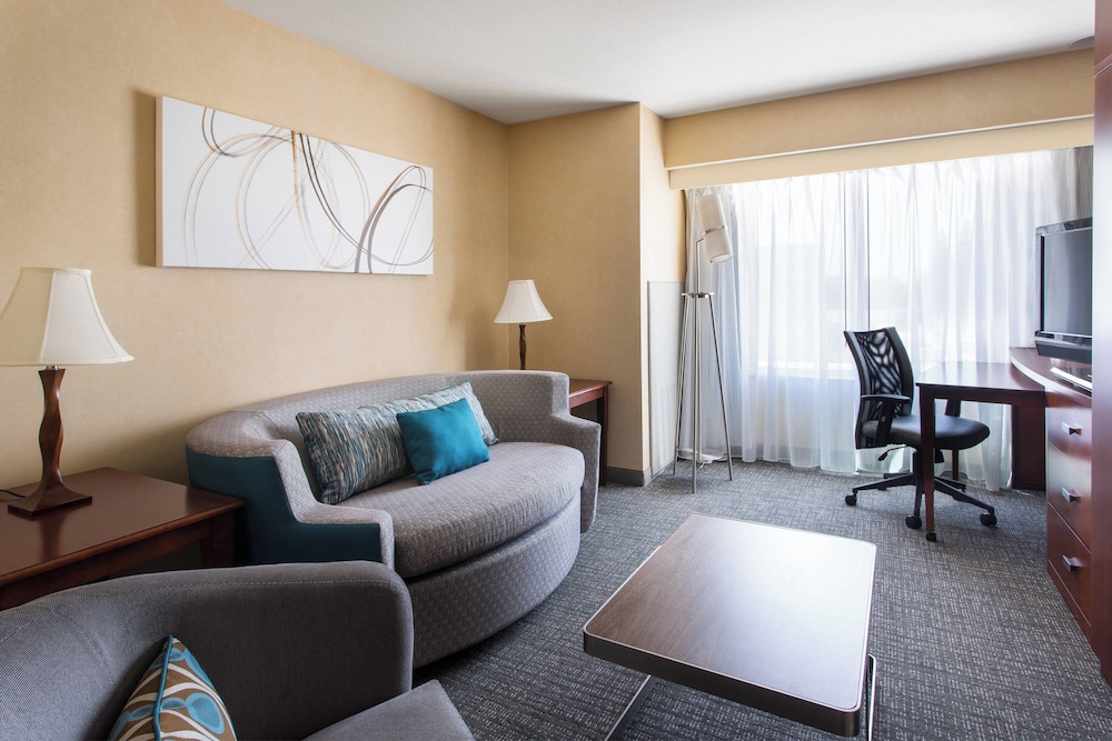 Courtyard by Marriott Sacramento Cal Expo - photo 8