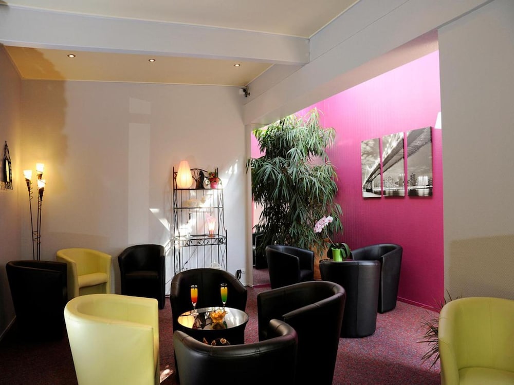 Hotel Restaurant Charme en Beaujolais — Belleville — photo 5