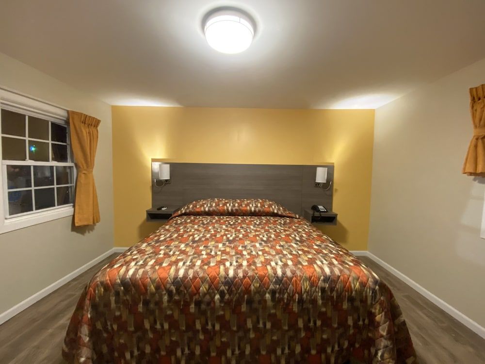 Sleepy Hollow Motel - photo 6