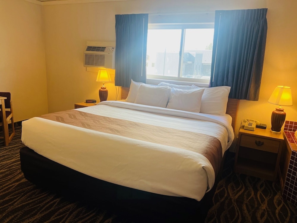 America's Best Value Inn Sandpoint - photo 23