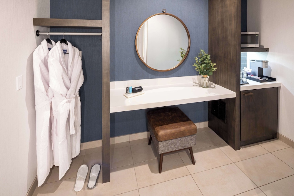 Hilton Garden Inn Redmond Seattle - photo 19