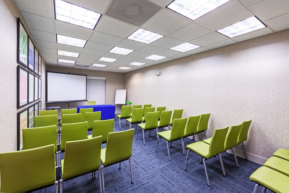Holiday Inn Express New Orleans East by IHG - photo 30