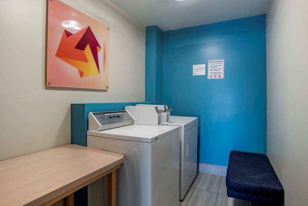 Best Western Carlton Suites - photo 22