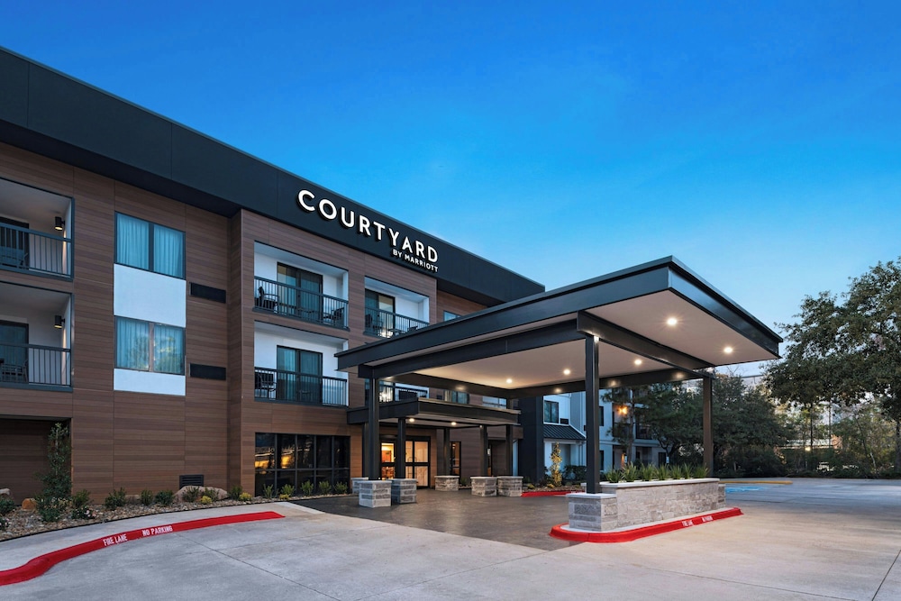 Courtyard by Marriott Houston The Woodlands - last minute hotel in The Woodlands
