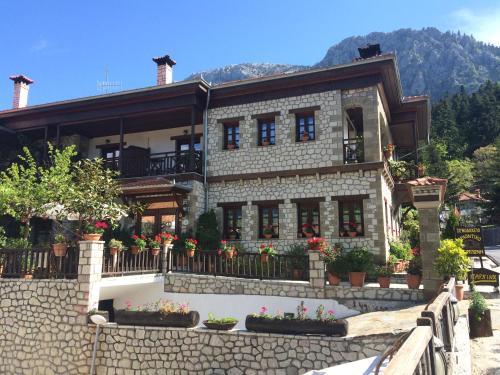 Archontiko Tsiboni - carbon neutral hotel in Pyli