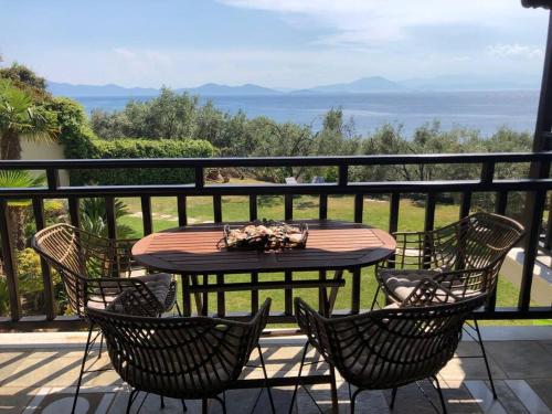 Olive Tree Bay - carbon neutral hotel in Unknown City