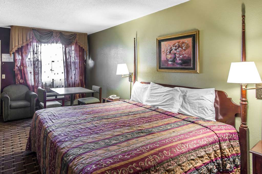 Rodeway Inn & Suites Smyrna Nashville Area - photo 20