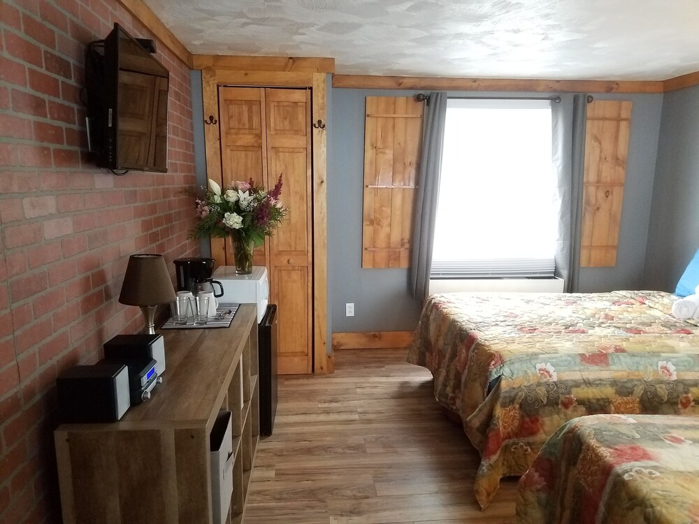 Alpine Motor Inn - photo 8