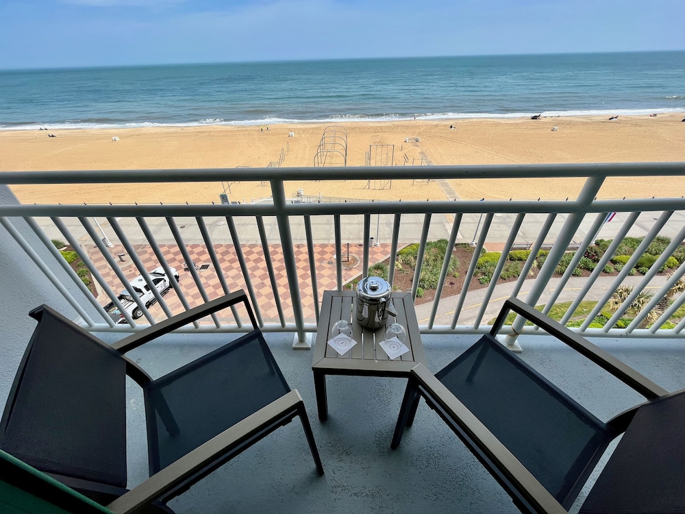 Sheraton Virginia Beach Oceanfront Hotel - photo 82