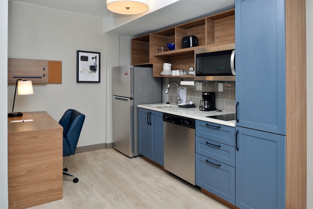 Candlewood Suites Joliet Southwest by IHG - photo 11