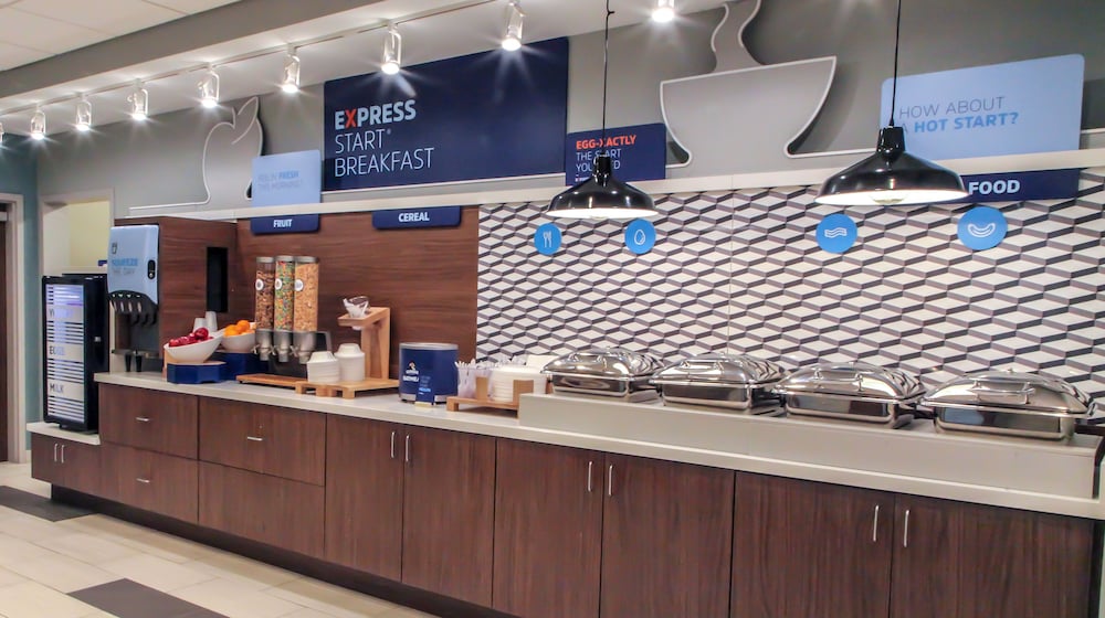 Holiday Inn Express & Suites Nashville North Springfield by IHG - photo 25