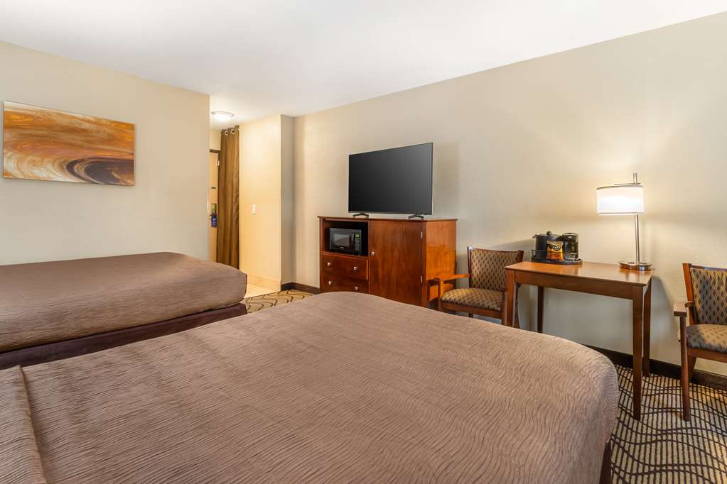 Best Western John Muir Inn - photo 29