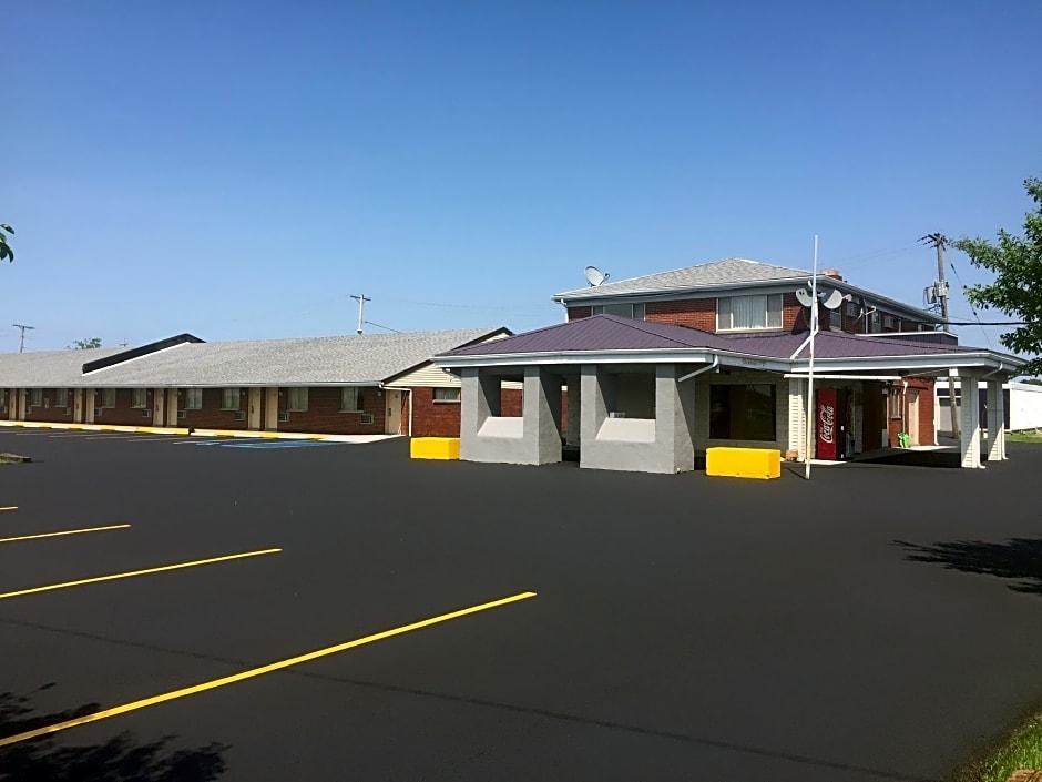 Americas Best Value Inn & Suites East Toledo Millbury - photo 4