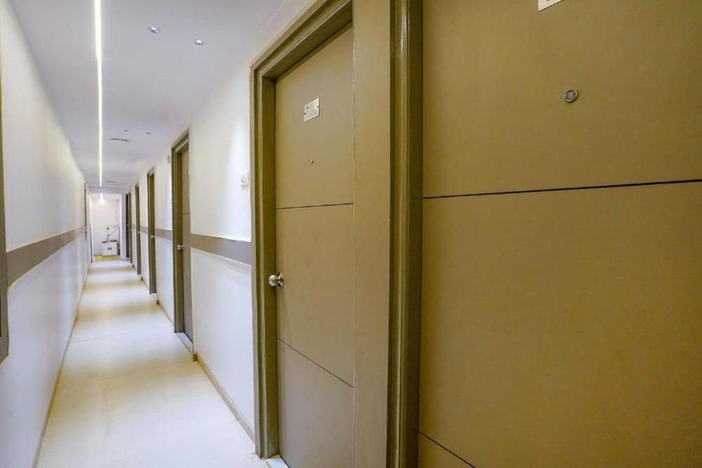 Hotel New Deepak — Mumbai — photo 4