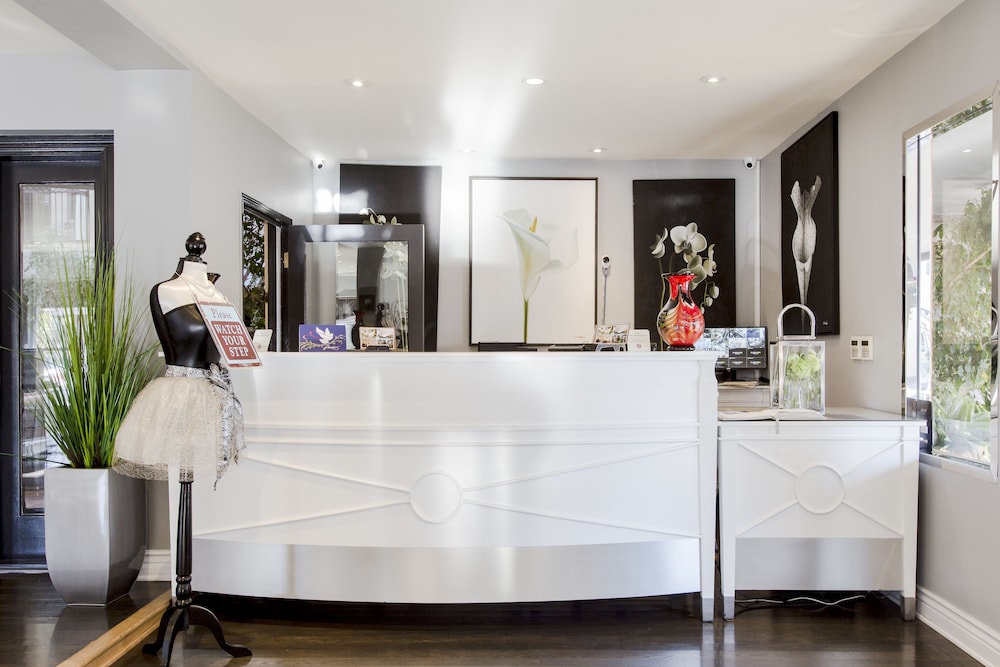 L.A. Sky Boutique Hotel - photo 9