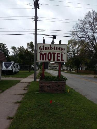 Gladstone Motel - photo 7