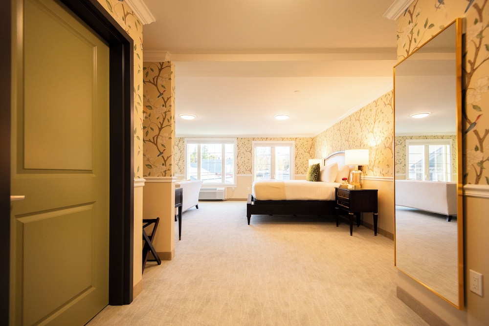 The Pathmaker Hotel - photo 28
