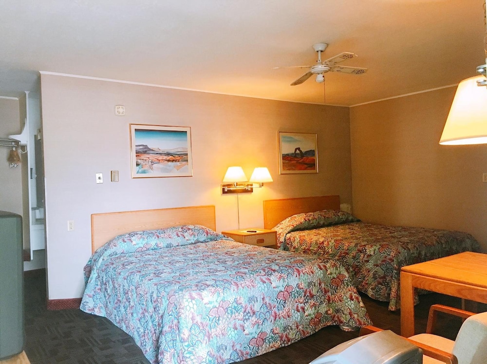 Appletree Inn - photo 15