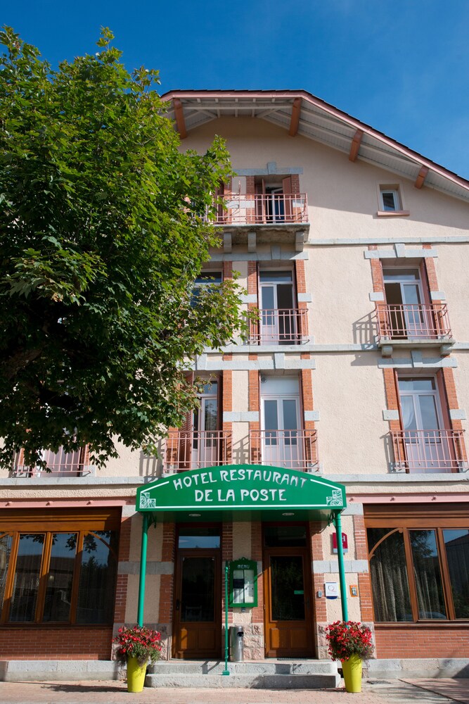 Hotel Restaurant De La Poste — hotel in Saint-Just-En-Chevalet