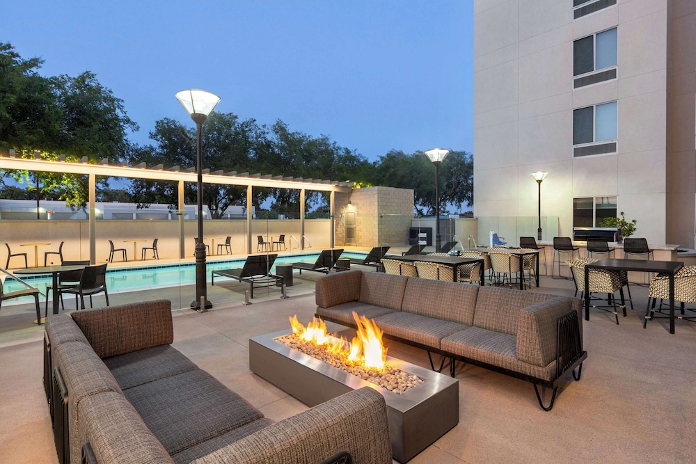 Hampton Inn by Hilton Stockton - photo 24