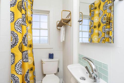 Conch West by Oak Island Accommodations - photo 40