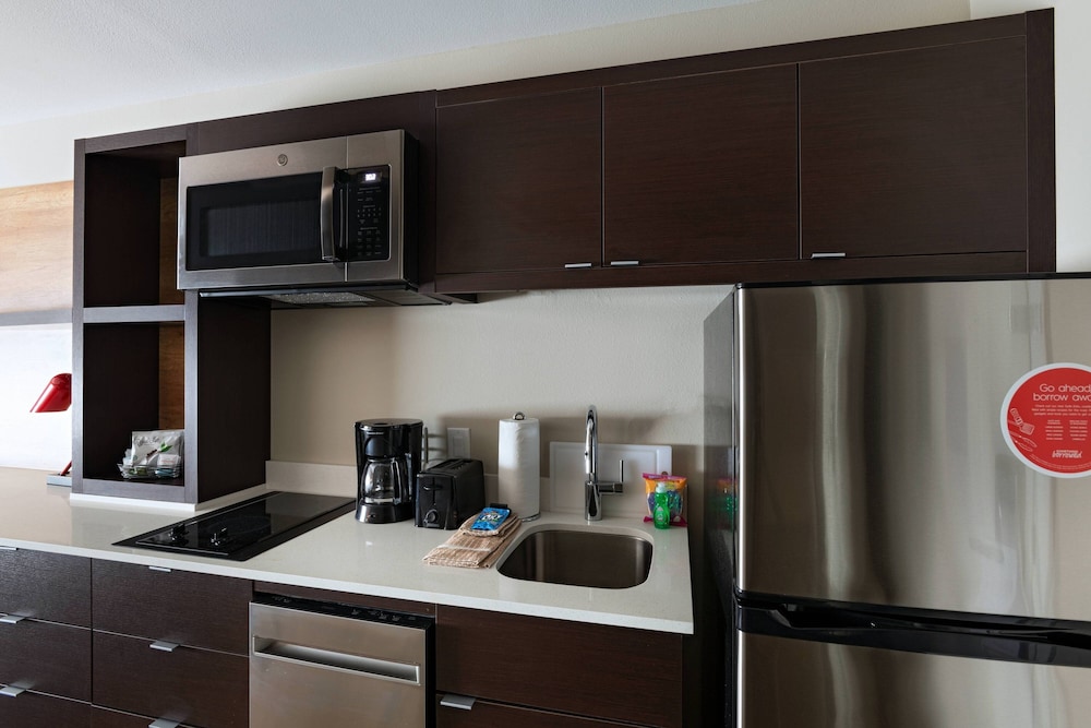 TownePlace Suites by Marriott San Antonio Northwest at The RIM - photo 11