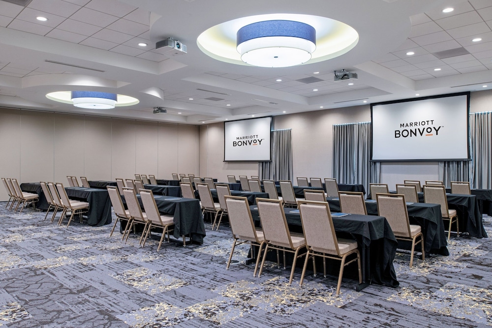 Fairfield Inn & Suites by Marriott Menifee - photo 42