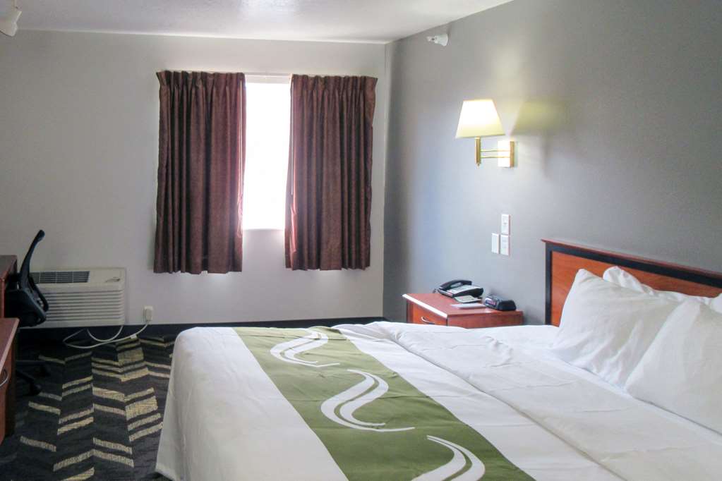 Rodeway Inn Salina - photo 8