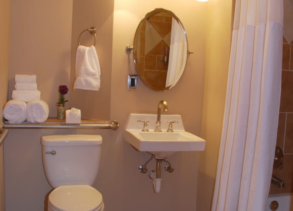 Jensen Beach Inn - photo 16