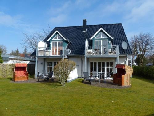 Wiesenweg 2a Whg 3 Ruusfeen — 4-Star Luxury Hotel in Wyk Auf Foehr, Germany