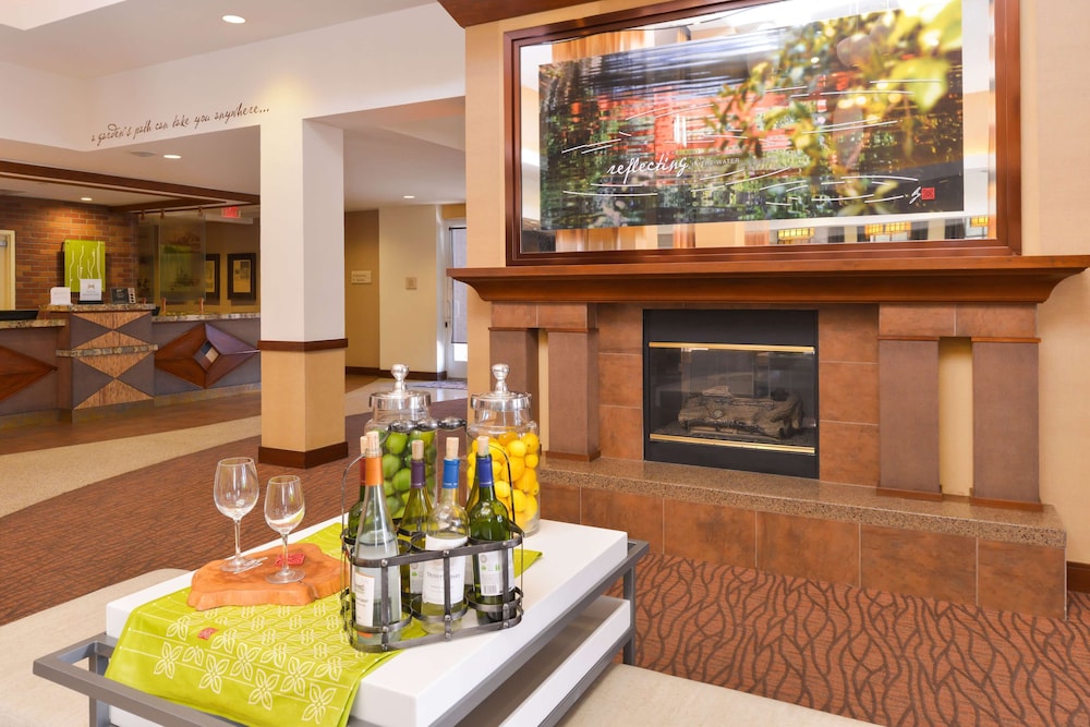 Hilton Garden Inn Yuma Pivot Point - photo 2