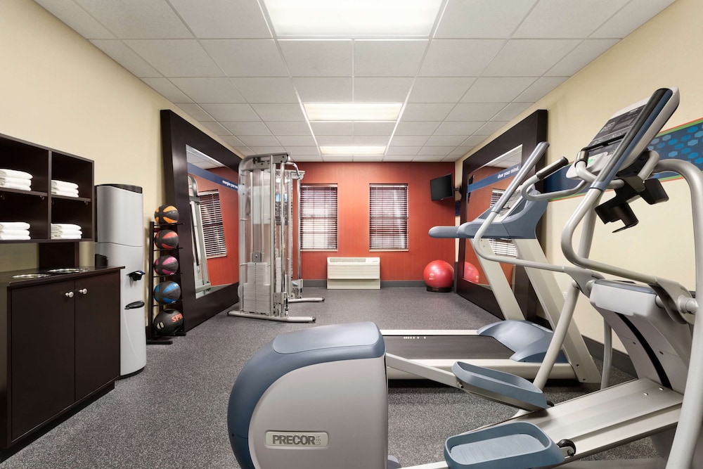 Hampton Inn Dover - photo 16