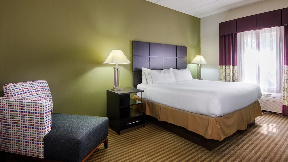 Holiday Inn Express Hotel & Suites Mooresville Lake Norman by IHG - photo 7