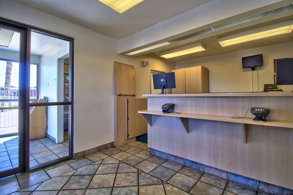 Motel6 Nogales AZ Mariposa Road - photo 29