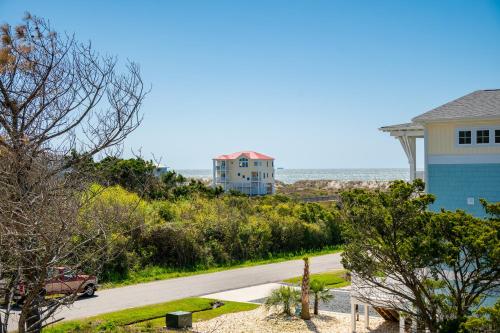 All Decked Out by Oak Island Accommodations - photo 30