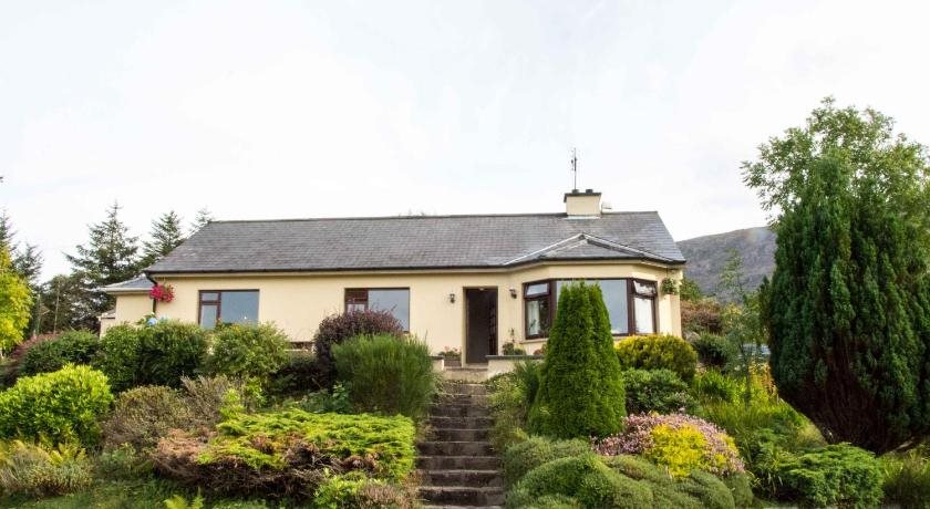 Mountain View — Kenmare