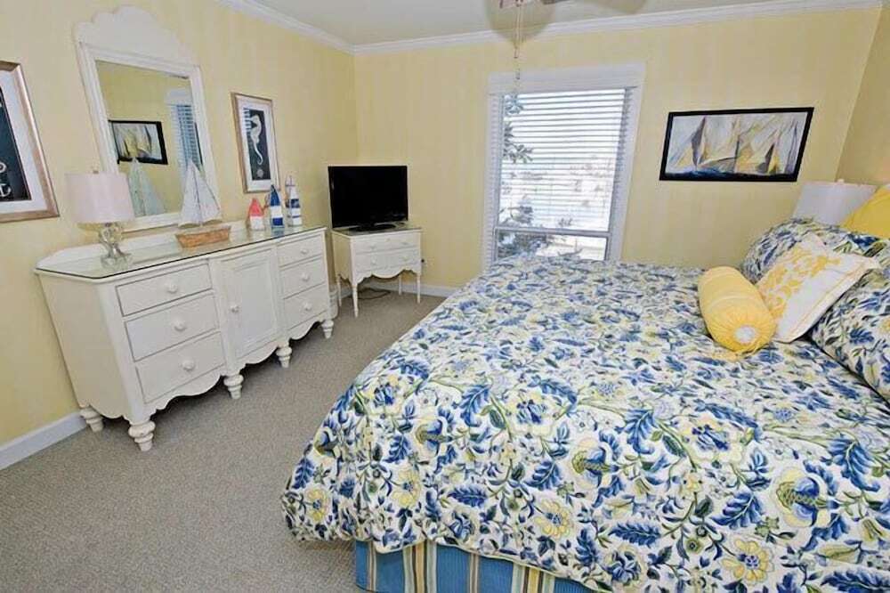 947 Cutter Court at the Sea Pines Resort - photo 3