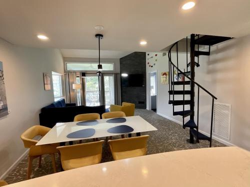 Mod And Fun Villa With Full Access To All Resort Amenities 9ewc 2 Bedroom Villa - photo 12