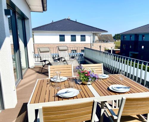 2406 Sonnendeck Strandwiese — 4-Star Luxury Hotel in Dahme, Germany
