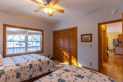 Lazy Bear Inn - photo 12