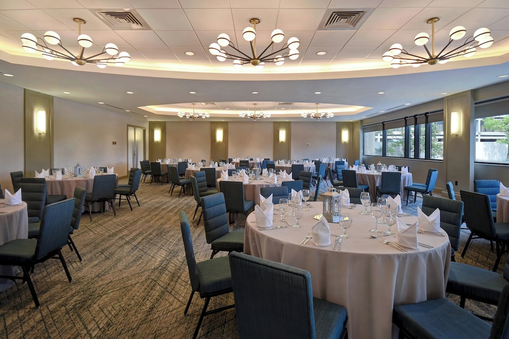 Four Points by Sheraton Boston Newton - photo 51