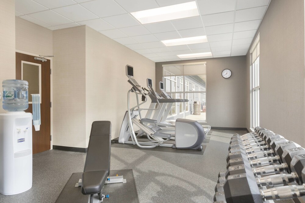 Fairfield Inn & Suites by Marriott Pittsburgh Downtown - photo 21