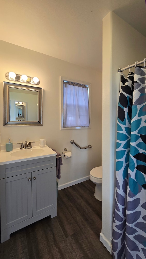 Pacific City Inn - photo 26