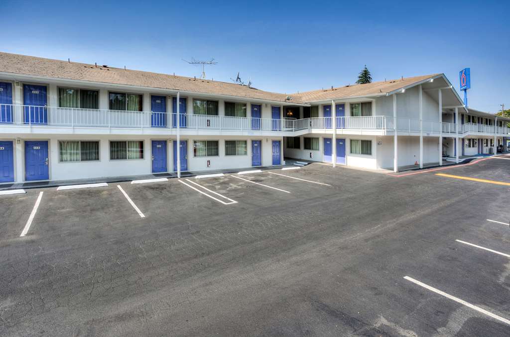Motel 6 Tigard OR Portland South Lake Oswego - featured photo