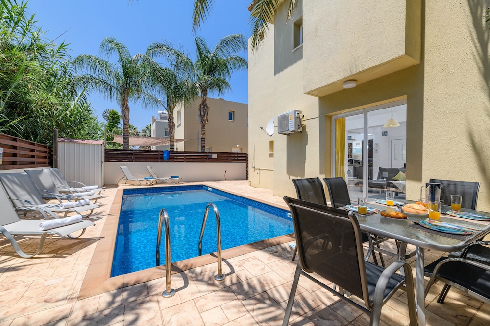 Sirena Bay Villa #7