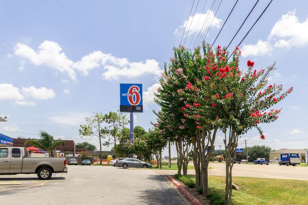 Motel 6 Victoria TX - photo 7