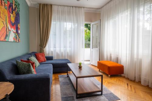 Fully Equipped & Modern Designed Spectacular 3BR — 4-Star Luxury Hotel in Istanbul, Turkey