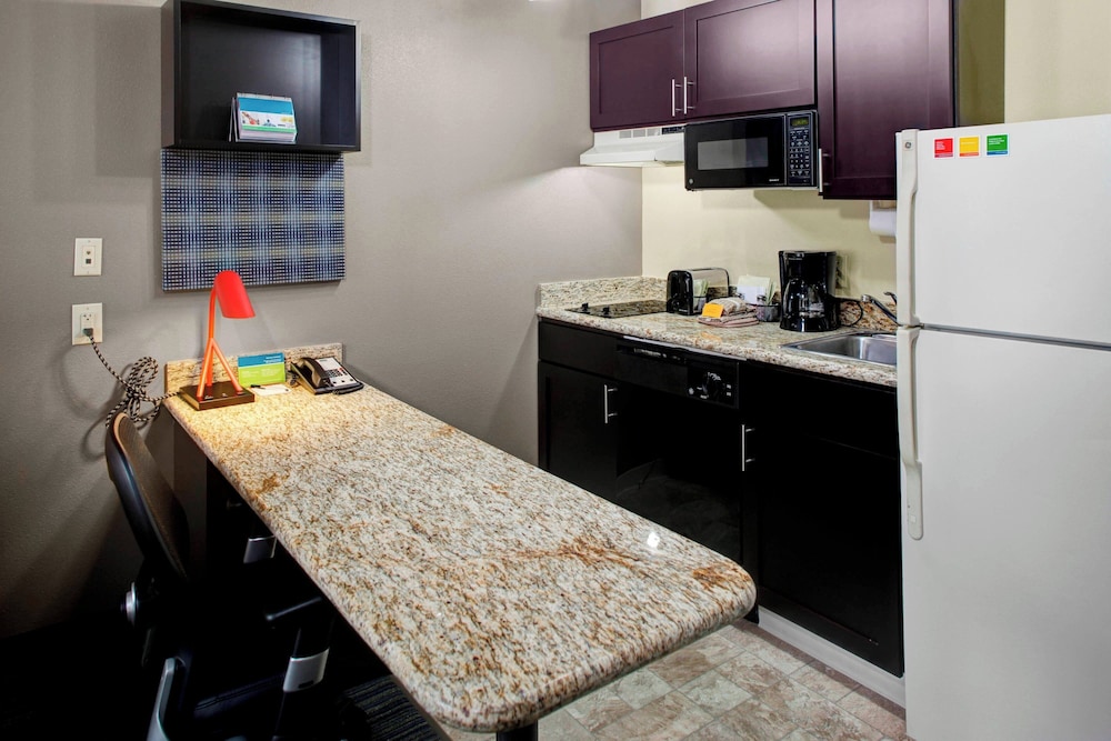 TownePlace Suites by Marriott Atlanta Buckhead - photo 7